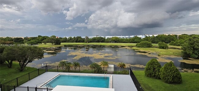 Building Photo - 9688 Fontainebleau Blvd Unit 404