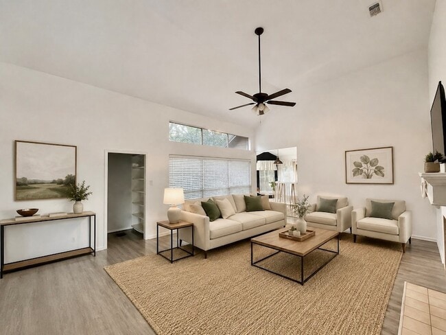 8215 Sean Park Ct