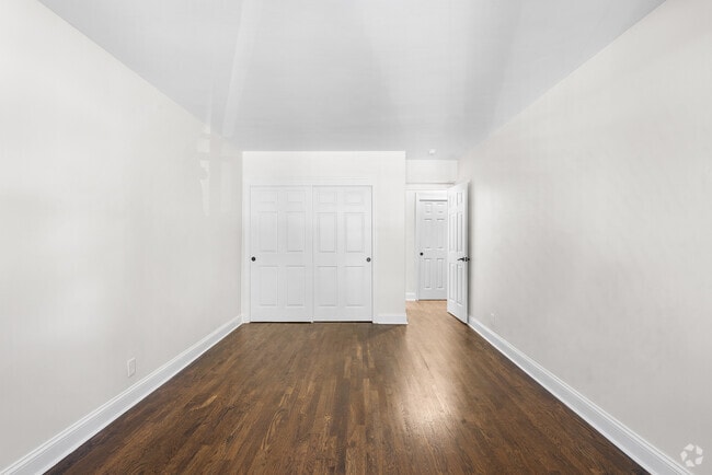 Primary Bedroom - 1BR, 1BA - 770 SF