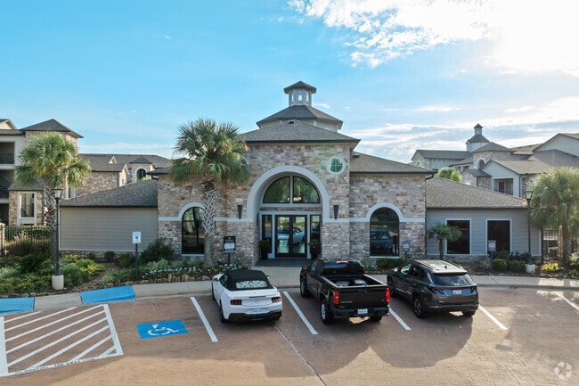 Leasing Office