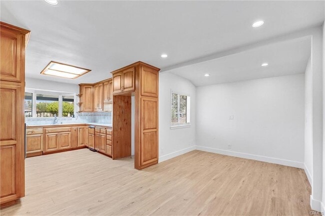 Building Photo - 20738 Bryant St Rental