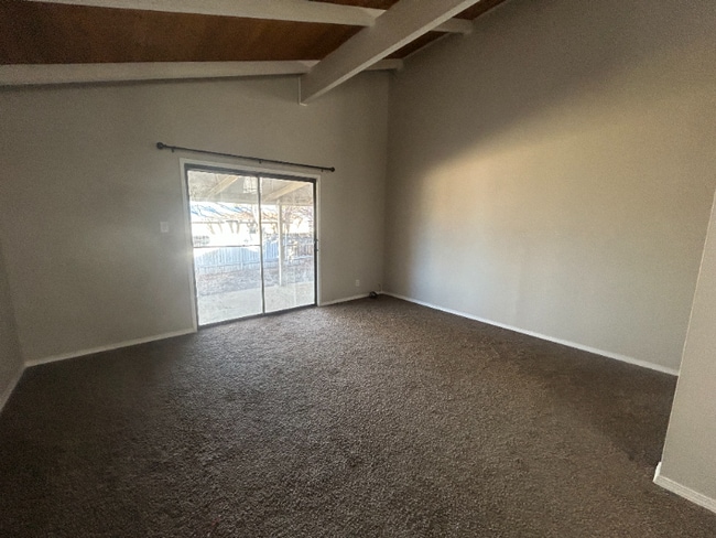 Photo - 184 Crestview Dr