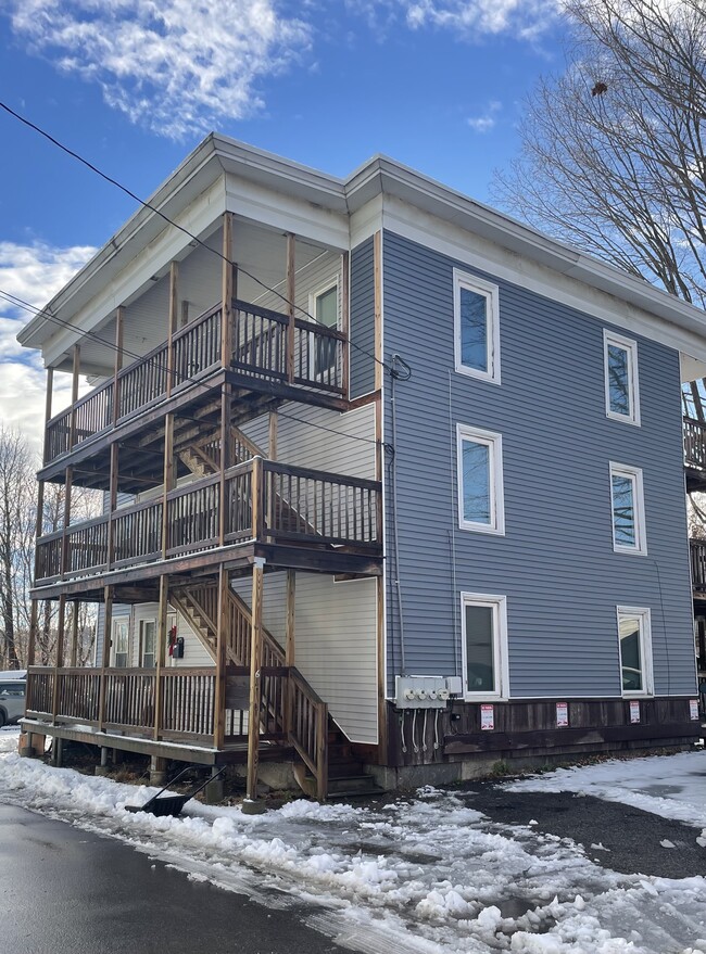 Building Photo - 6 York St Unit #3 Rental