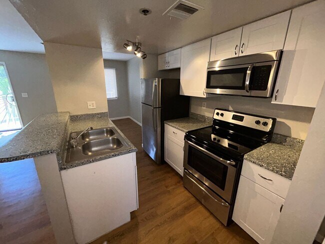 Photo - 12123 W Bell Rd Unit 338