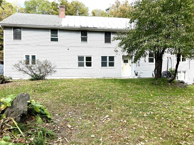 Building Photo - 35 Old Rte 199 Rental