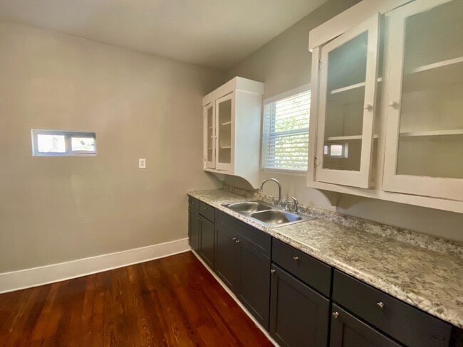 Photo - Highland Park adorable 2bd/1ba home AVAILABLE NOW!