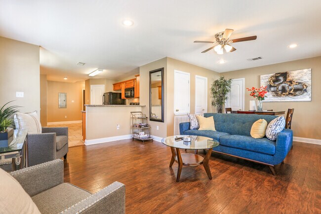 Photo - 4917 Demontluzin St Unit B
