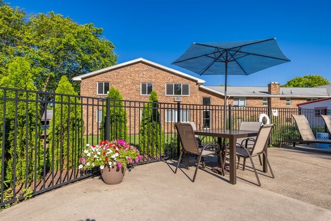 Pennwood Apartments