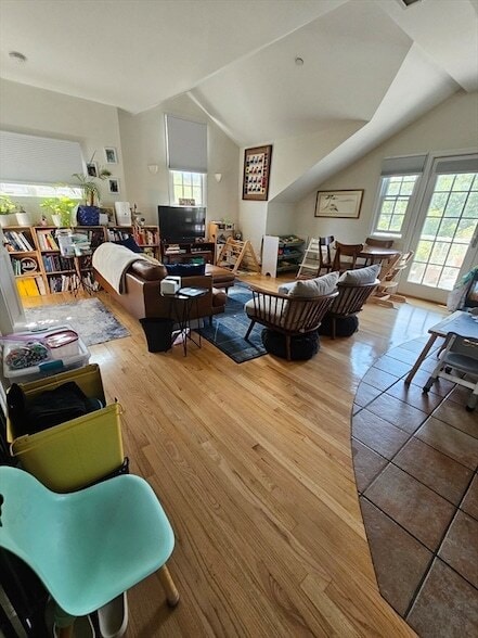 Photo - 19 Hilliard St Unit 6-03