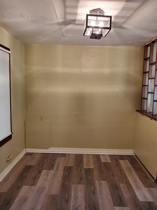 Photo - 525 SW 26 Unit 525-1/2 SW 26 DOWN