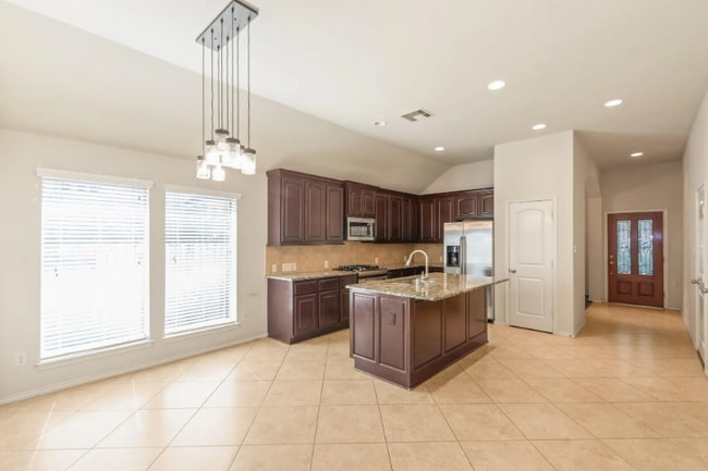 Photo - 2943 Fair Chase Dr