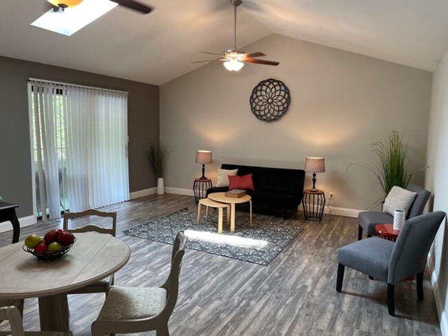 Building Photo - Marie Estates Condominiums