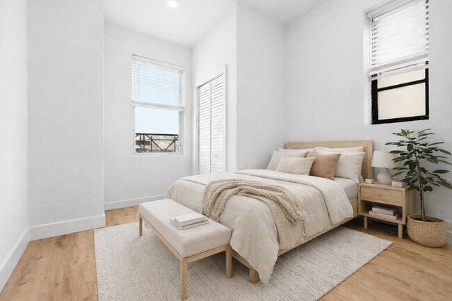 Building Photo - 1122 Washington St