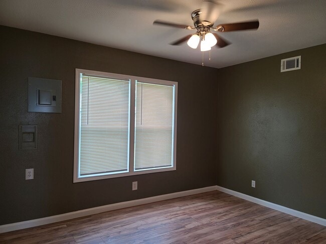 Photo - Adorable Cottage Rental