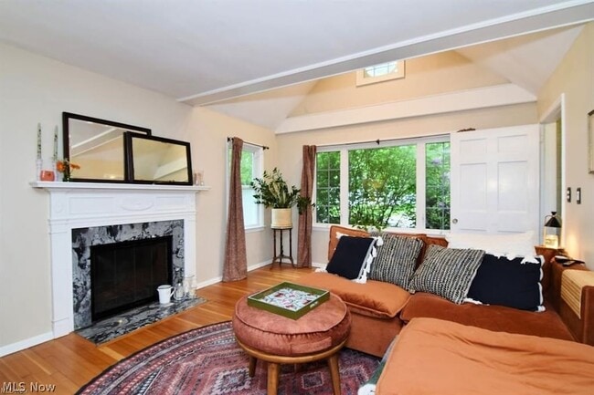Photo - 2658 Canterbury Rd