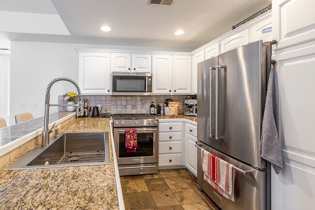 Photo - Redstone Foxpointe Townhome