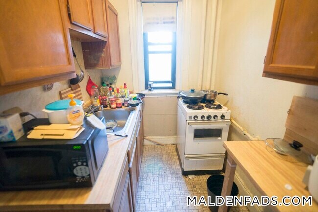 Photo - 17-19-19 Washington St S Unit 114
