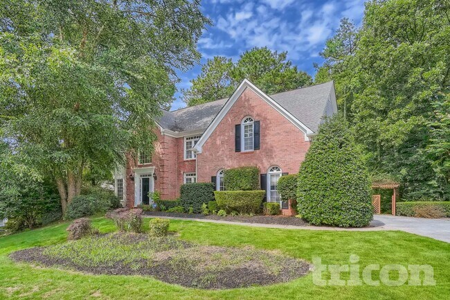 Photo - 2207 Lullwater Dr