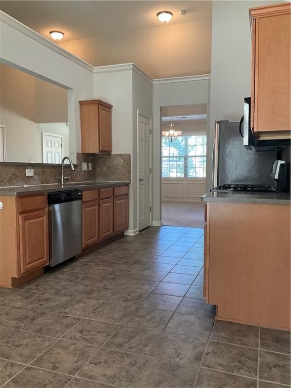 Photo - 865 Westmoreland Ln NE