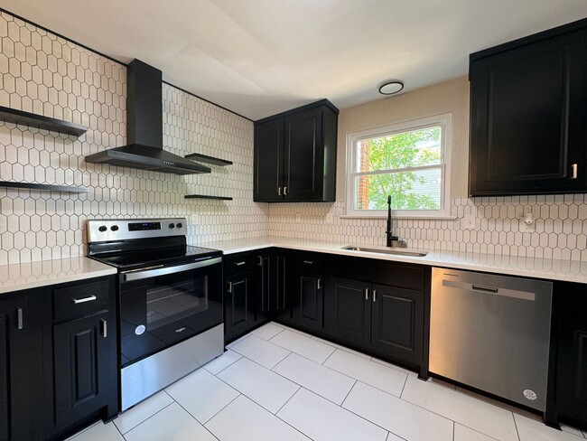 Photo - 2BR Norfolk Home!