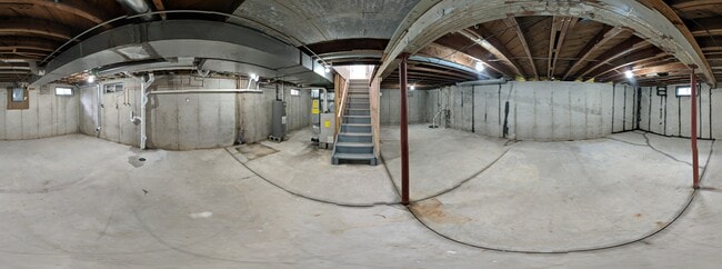 Photo - 1207 Townline Ave