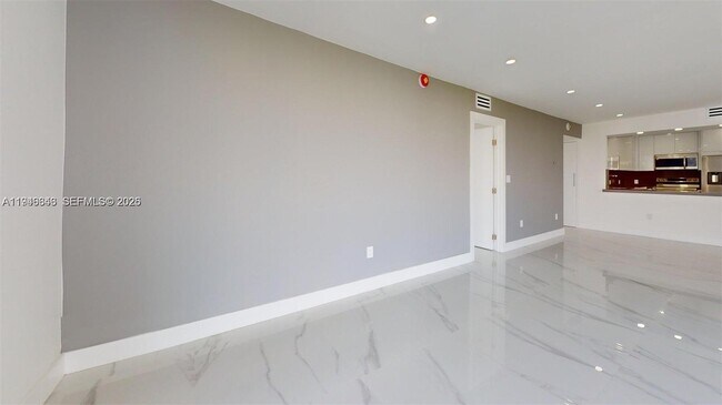 Photo - 3625 N Country Club Dr Unit 609