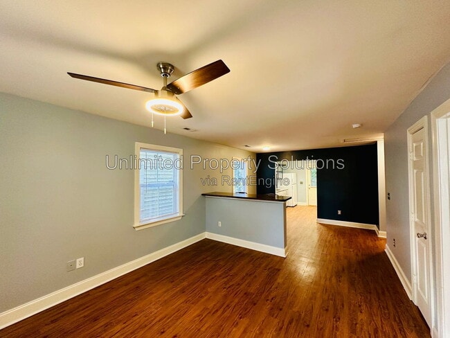 Photo - 408 S 7th St