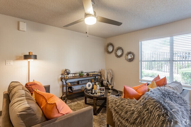 2HAB, 2BA - 950 ft²