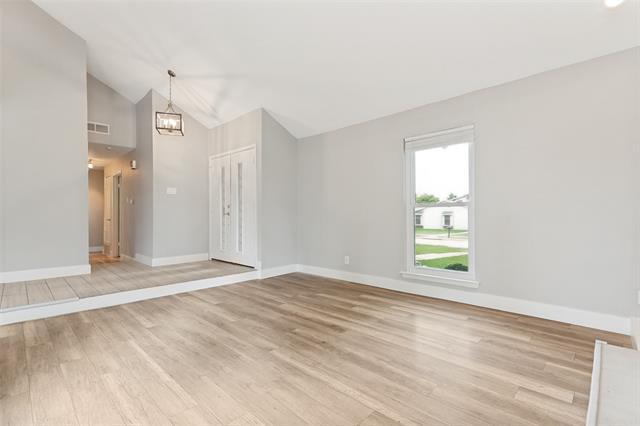 Photo - 2114 Wheaton Dr