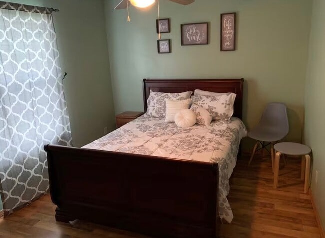 Photo - 2941 Adrian Ave Unit #A