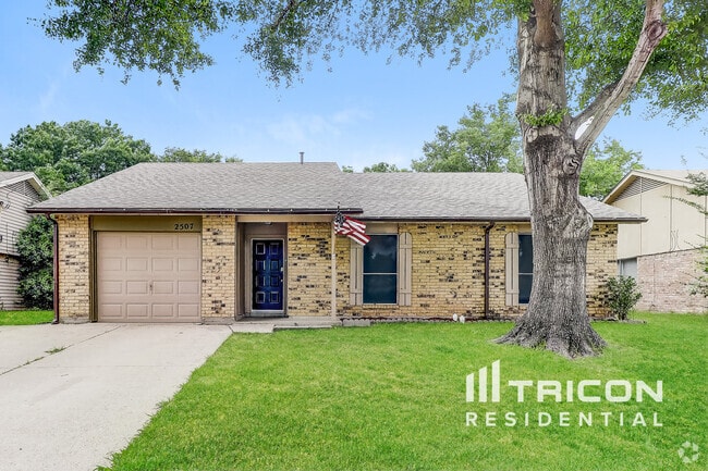 Building Photo - 2507 Arapaho Dr Rental