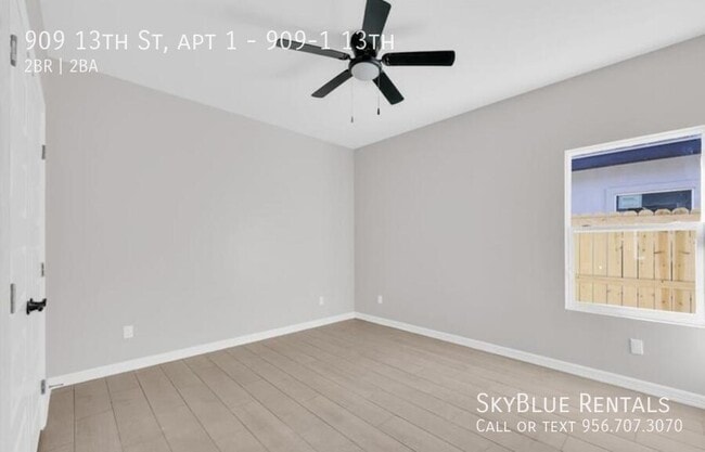 Photo - 909 E 13th St Unidad 909-1 13th