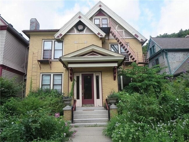 Building Photo - 405 Alexander St Unit C