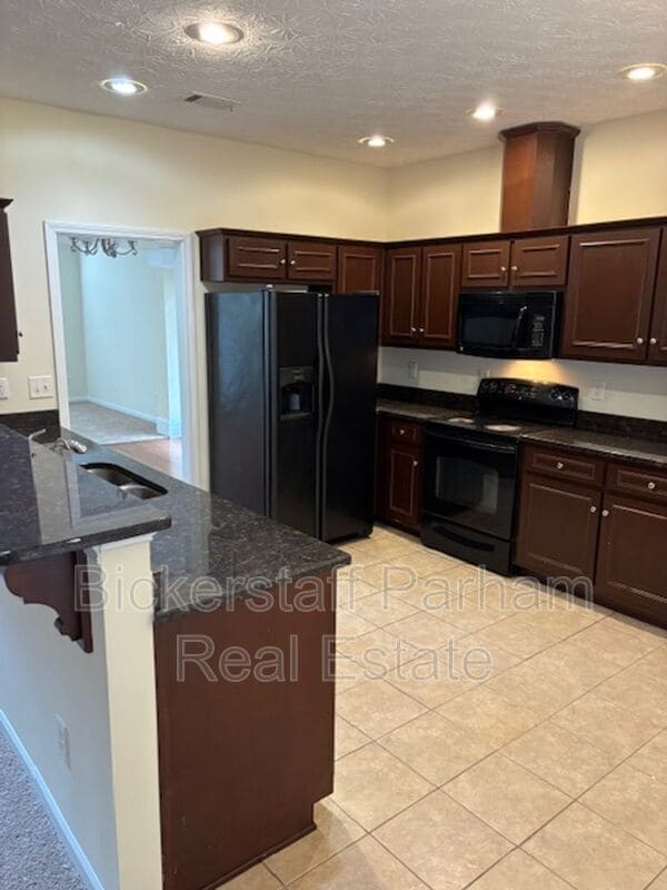 Photo - 8000 Santee Ct