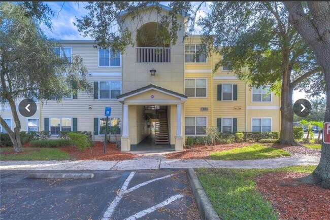 Photo - 18139 Bridle Bit Ln Unidad 18139 Rental