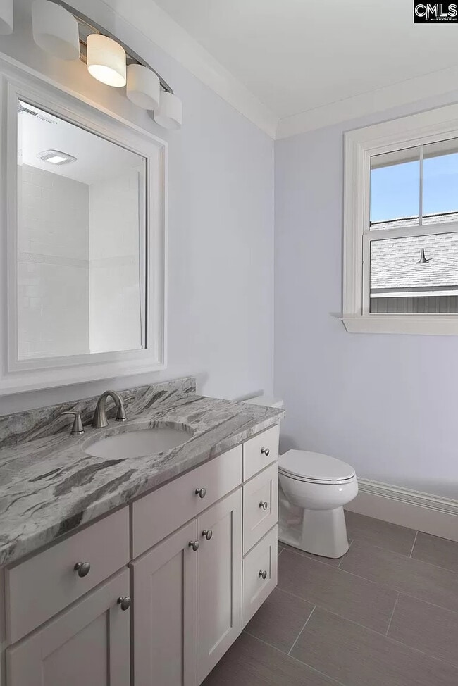 Photo - 615 Blanding St