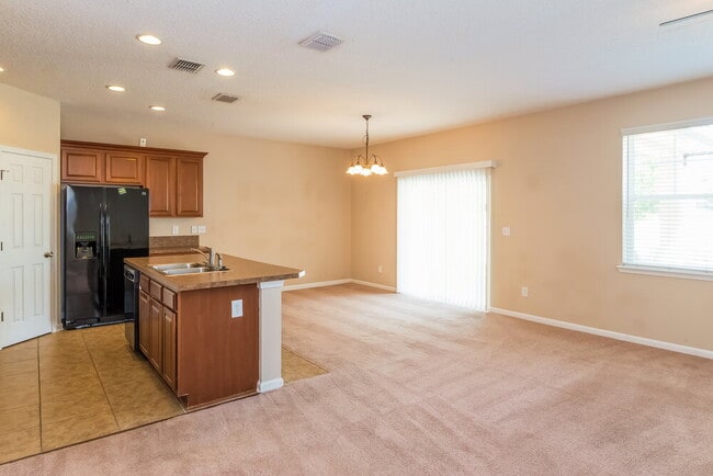 Photo - 6177 Casterbridge Rd