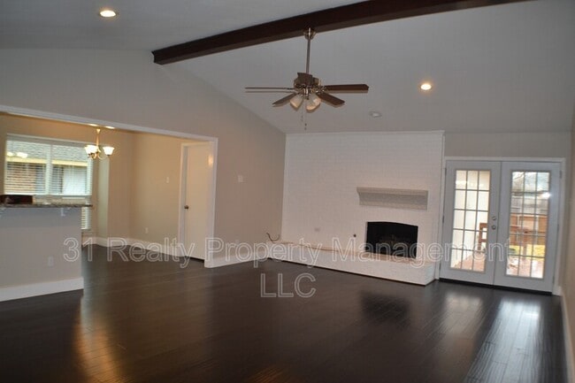 Photo - 2311 Eastgate Dr