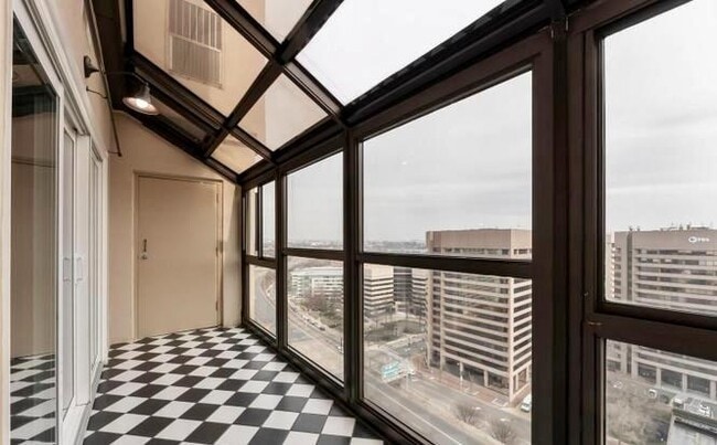 Photo - 1211 S Eads St