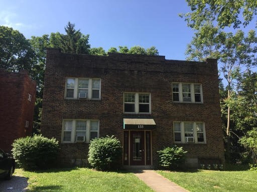 Photo - 133 W Blake Ave