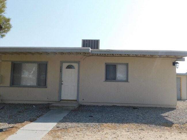 Building Photo - 408 Sahara Dr Rental