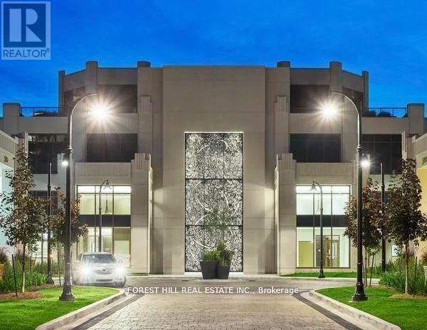 Photo - 310 Tweedsmuir Ave