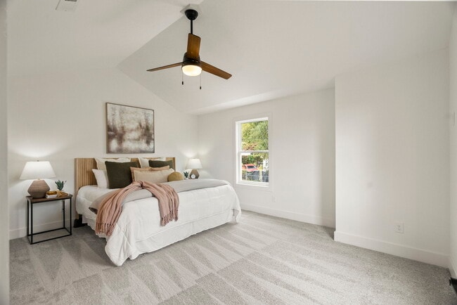 Photo - 103 Rayon Dr