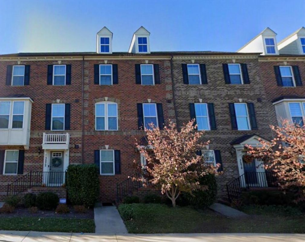 Photo - 3574 Sprigg St S