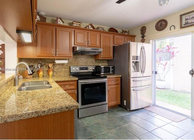Photo - 11938 NW 12th St