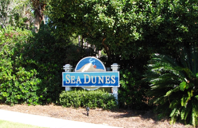 Building Photo - 350 Tradewinds Dr Rental