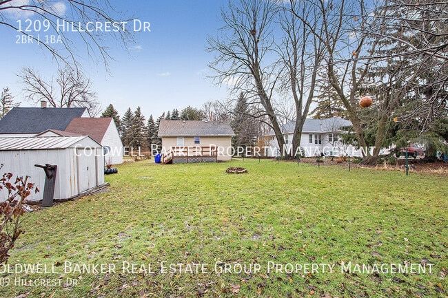 Photo - 1209 Hillcrest Dr