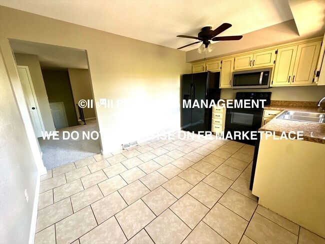 Photo - 8906 Haskins St