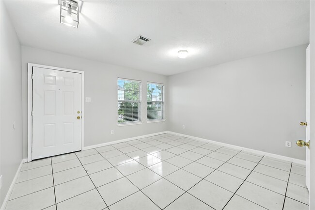 Photo - 7818 Black Gap Dr