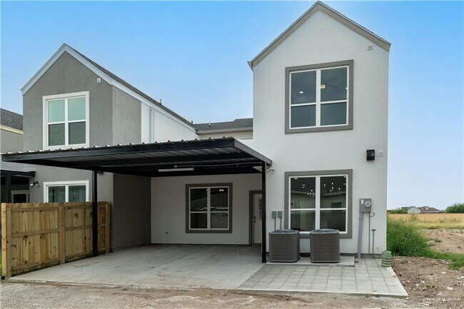 Photo - 15 N Crown Point